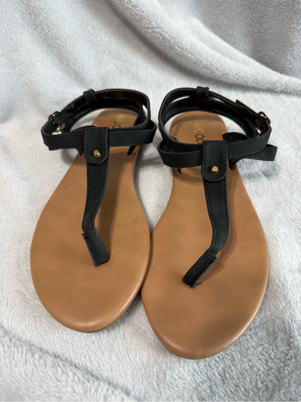 Women's Black T-Strap Ankle Strap Sandals